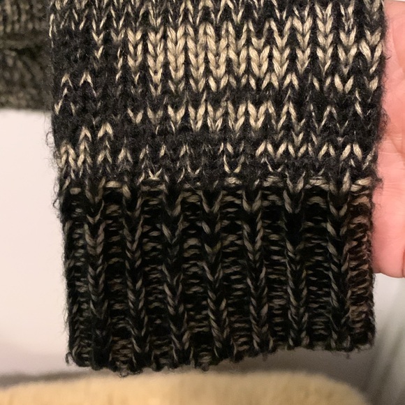 Dex 100% acrylic black/beige hi/lo cardigan. Sz small. VGUC. - Picture 4 of 9